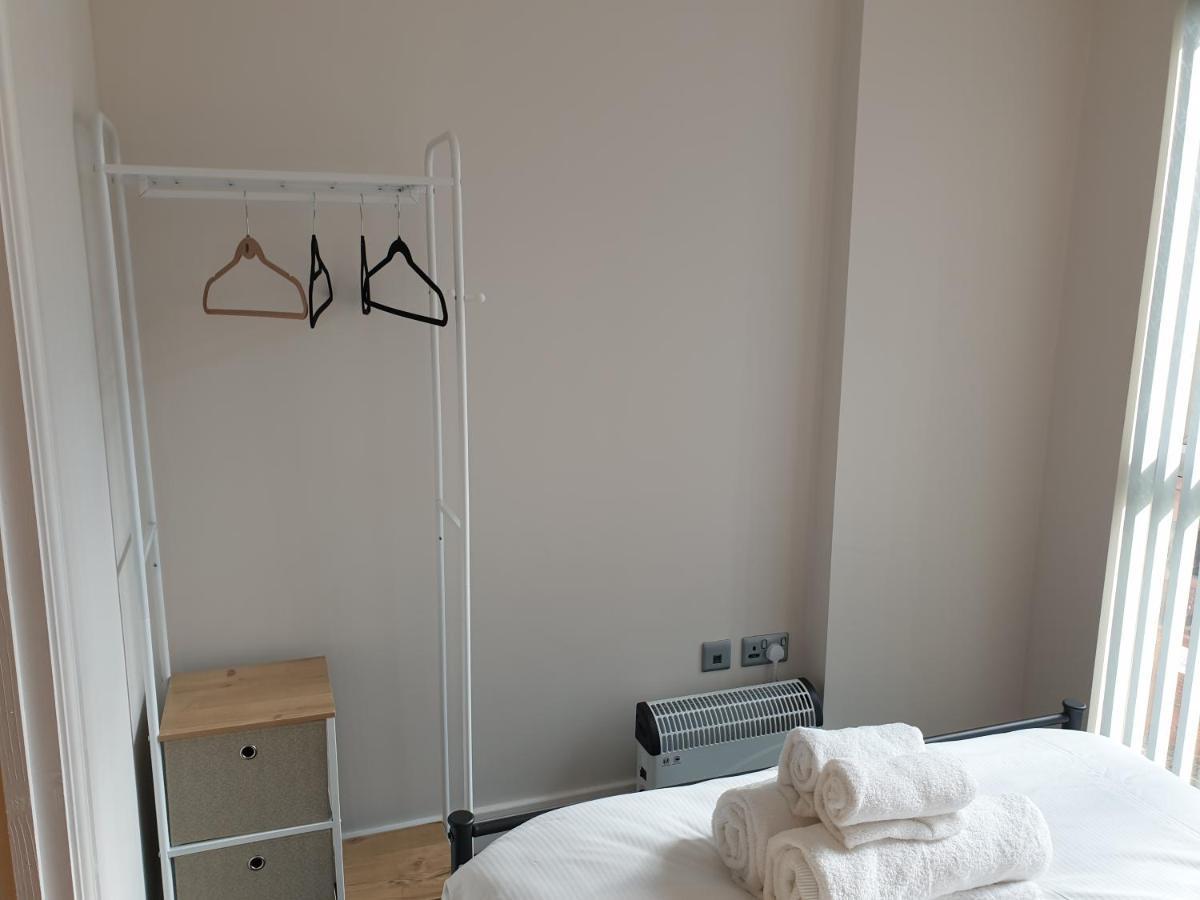 Birmingham Emerald, 2 Bedroom Apartment المظهر الخارجي الصورة