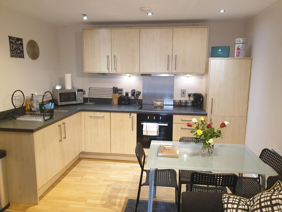 Birmingham Emerald, 2 Bedroom Apartment المظهر الخارجي الصورة